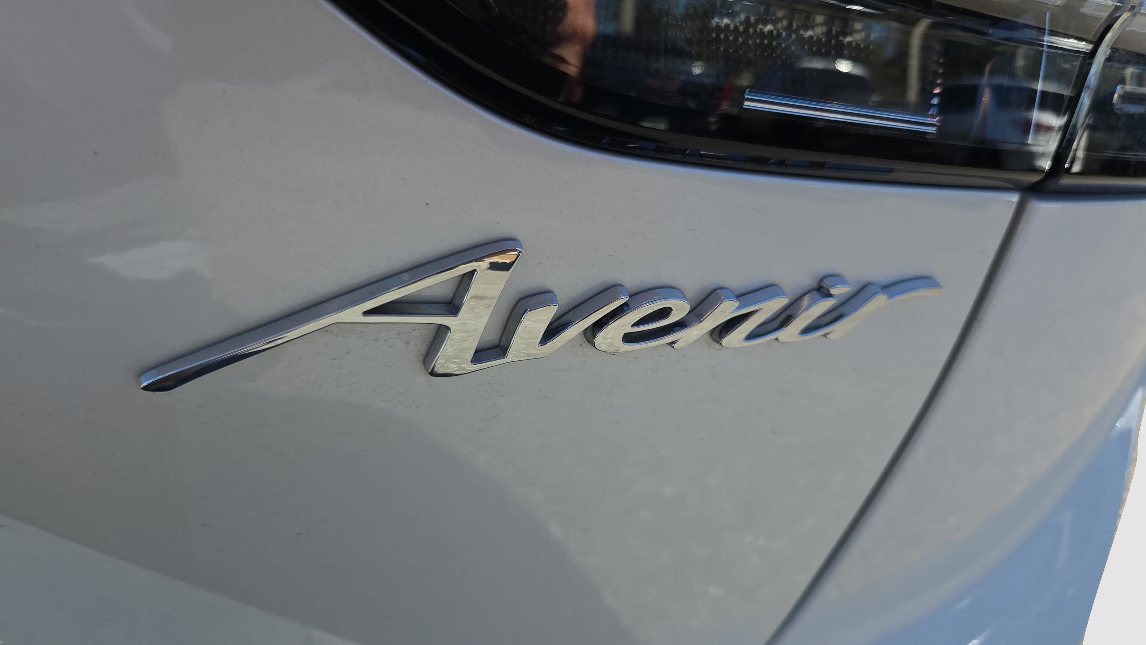 Used 2023 Buick Envision Avenir image 33