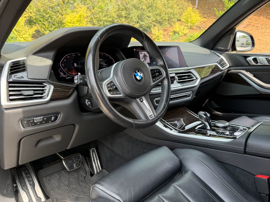 Used 2020 BMW X5 xDrive40i w/ M Sport Package AWD/4WD image 14