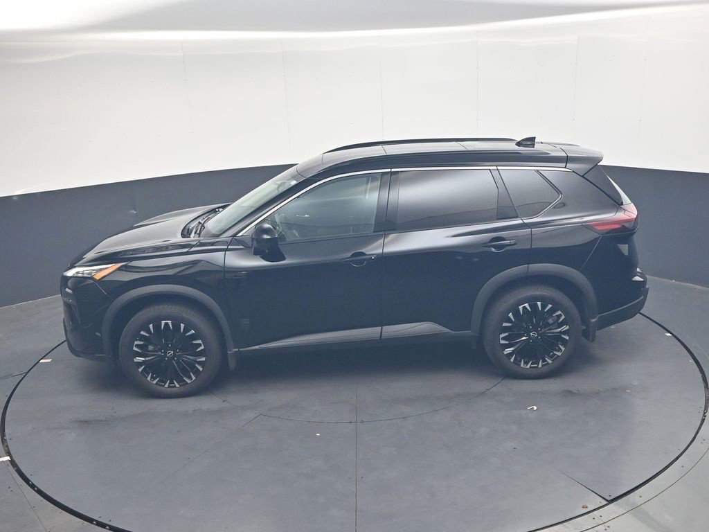 Certified 2026 Nissan Rogue Dark Armor FWD image 25