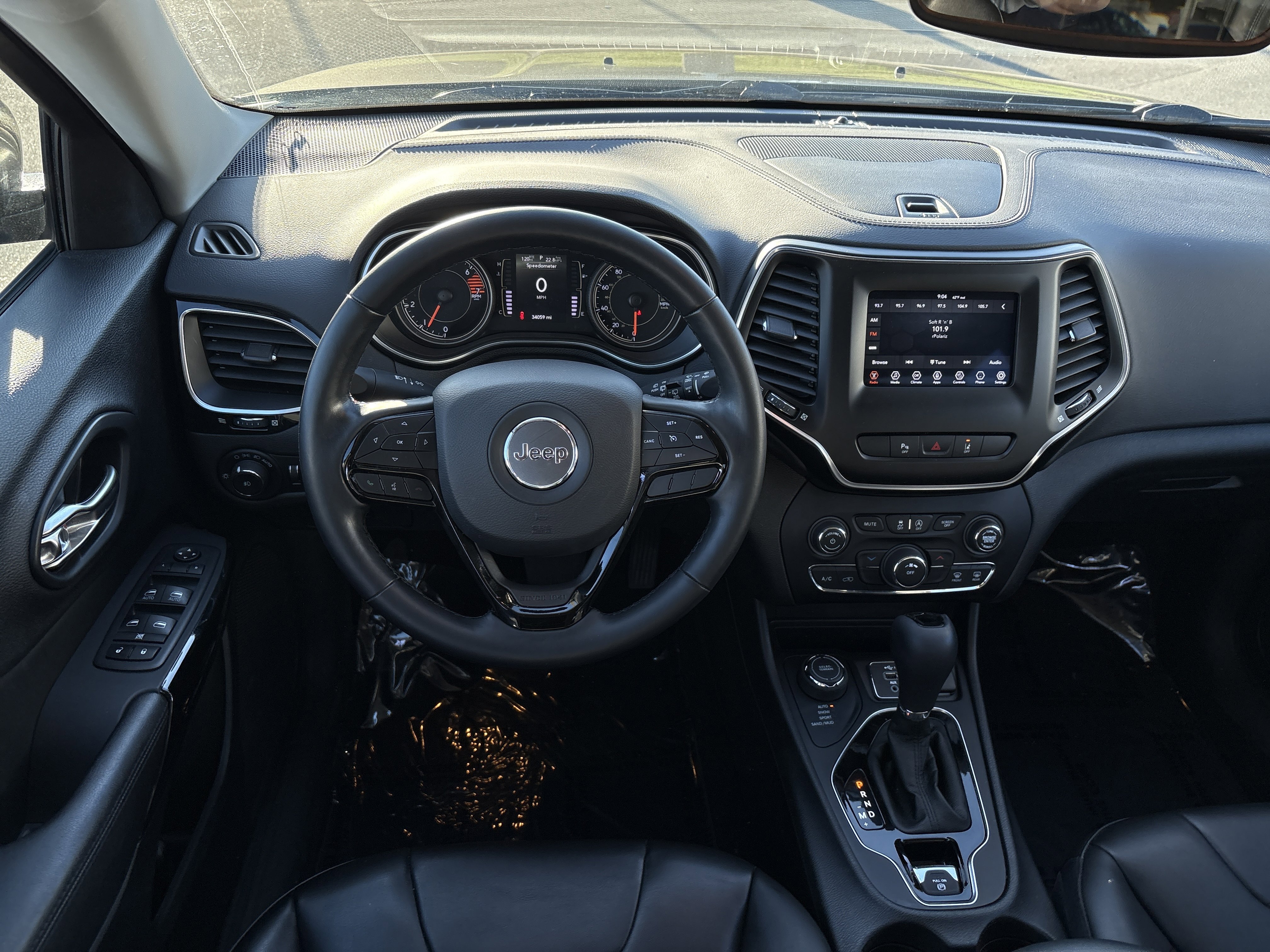 Certified 2021 Jeep Cherokee Latitude Plus image 18