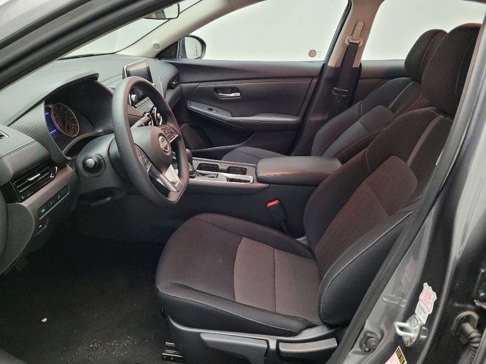 Used 2025 Nissan Sentra SV image 17