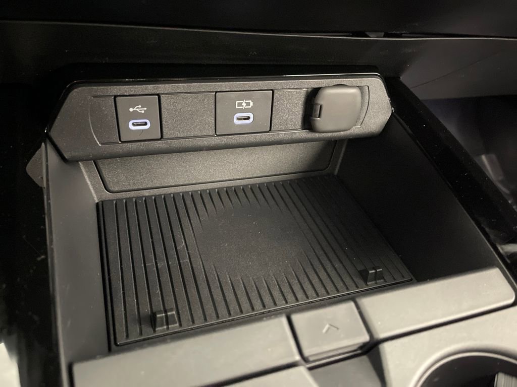 New 2026 Toyota Prius XLE image 30