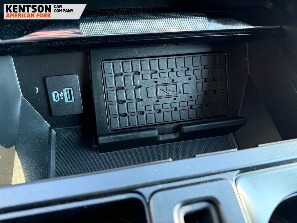 Used 2023 Ford F150 Raptor w/ Blue Interior Package image 27