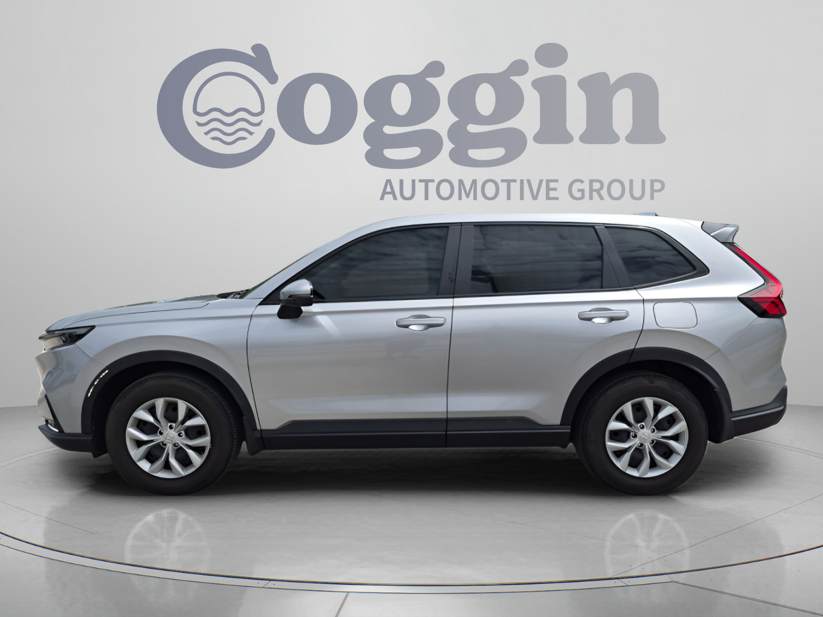 Used 2023 Honda CR-V LX image 3