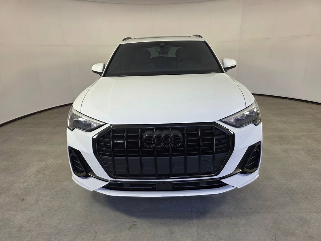Used 2021 Audi Q3 2.0T Premium w/ Convenience Package image 2