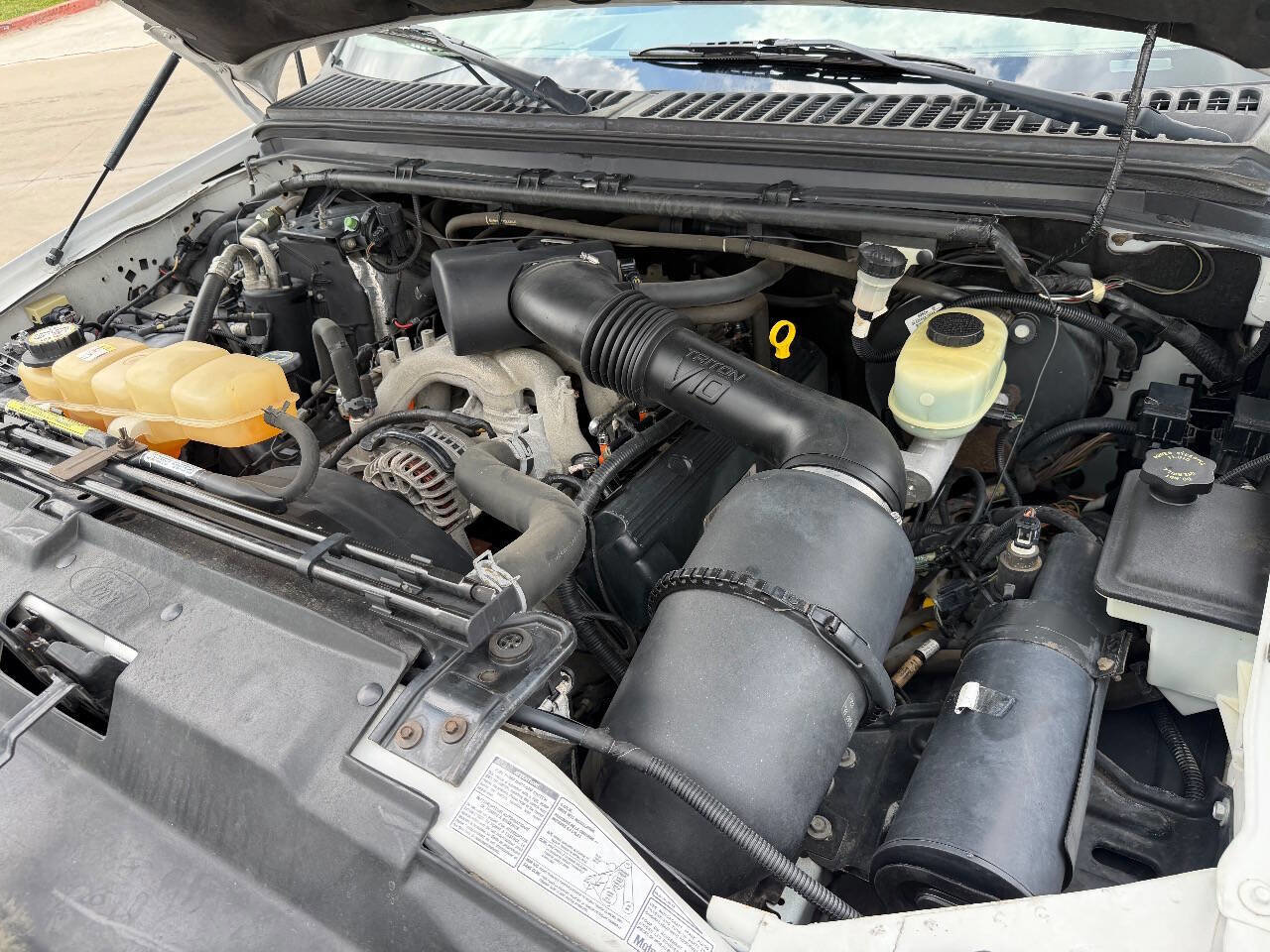 Used 2002 Ford F250 Lariat image 13