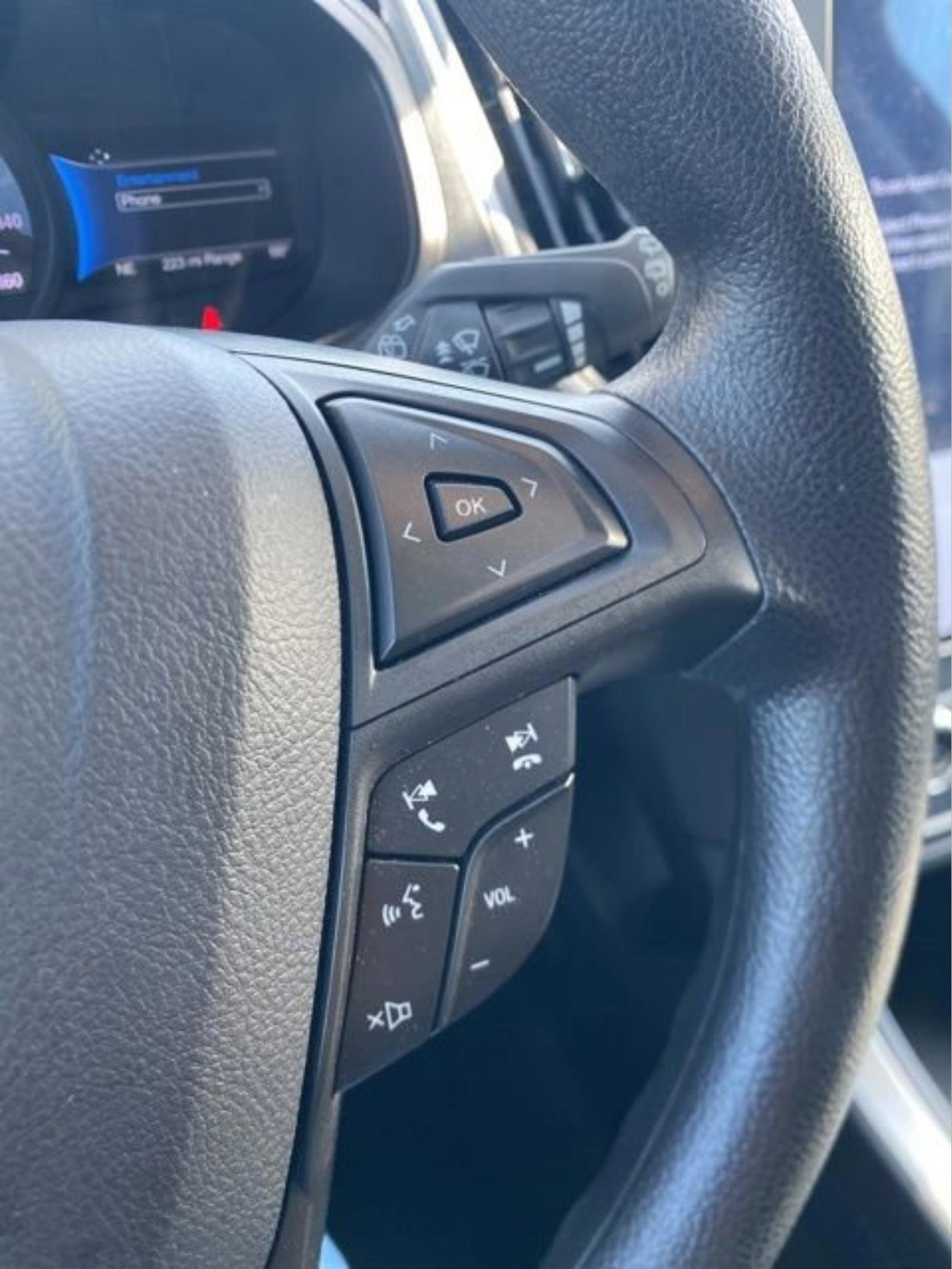 Used 2024 Ford Edge SE w/ Black Appearance Package AWD/4WD image 20