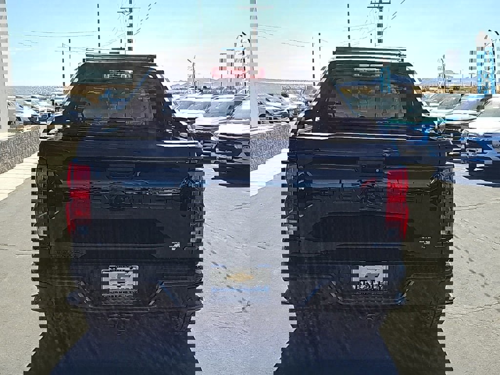 New 2025 Chevrolet Colorado Trail Boss w/ Midnight Edition image 4