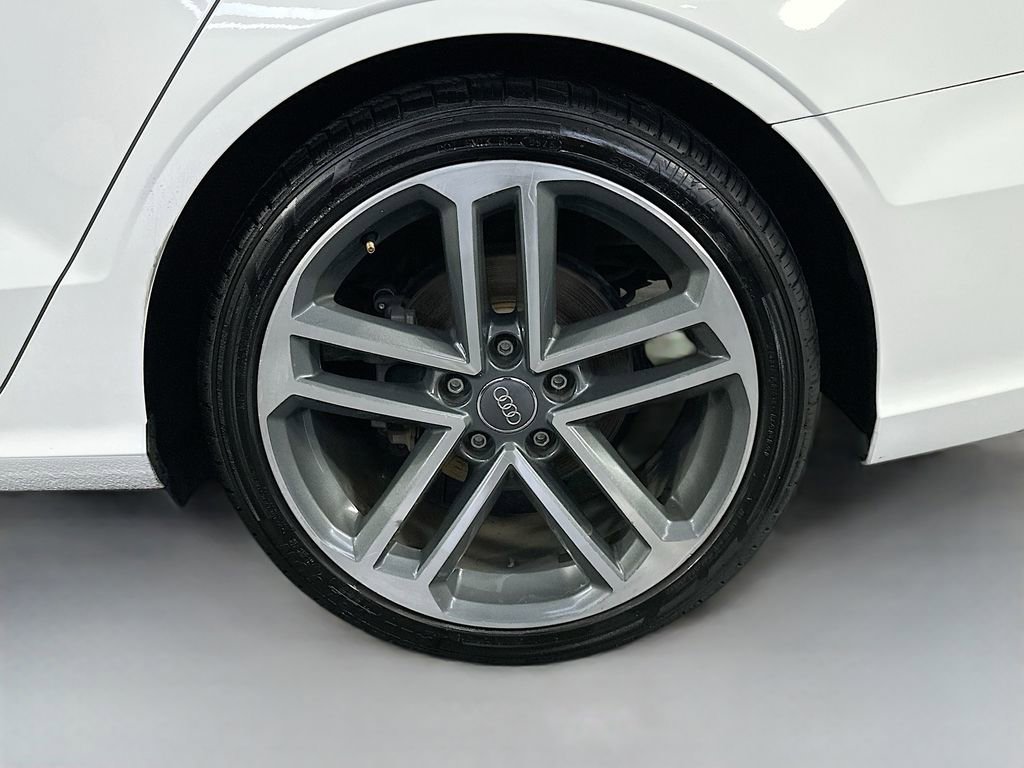 Used 2018 Audi A3 2.0T Premium FWD image 34