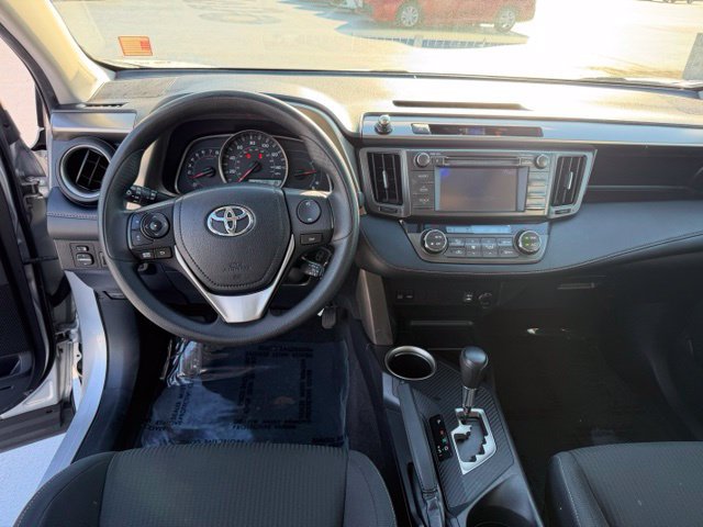 Used 2013 Toyota RAV4 XLE AWD/4WD image 12