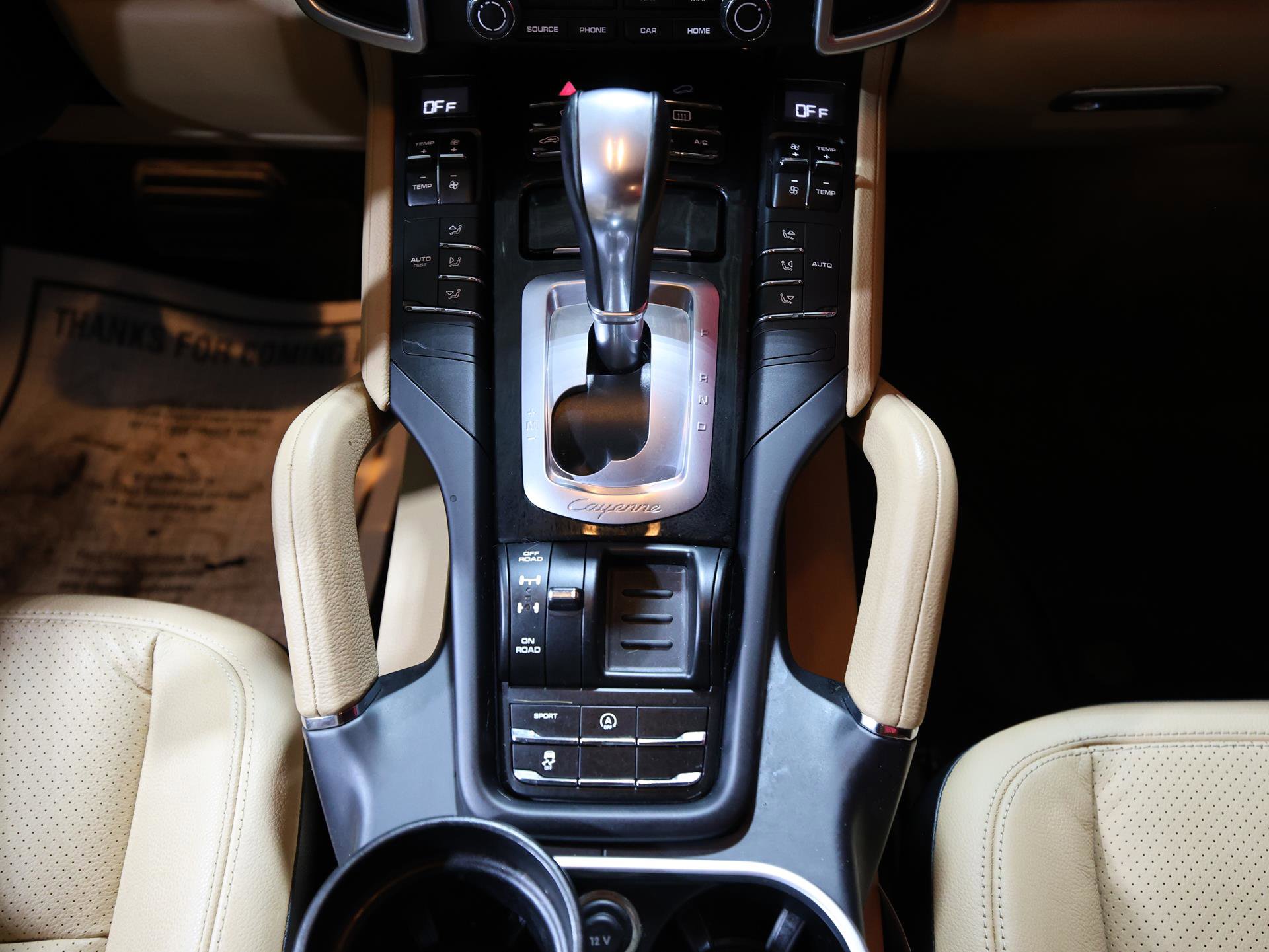 Used 2017 Porsche Cayenne image 22