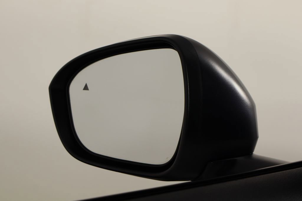 Used 2025 Nissan Kicks S image 33