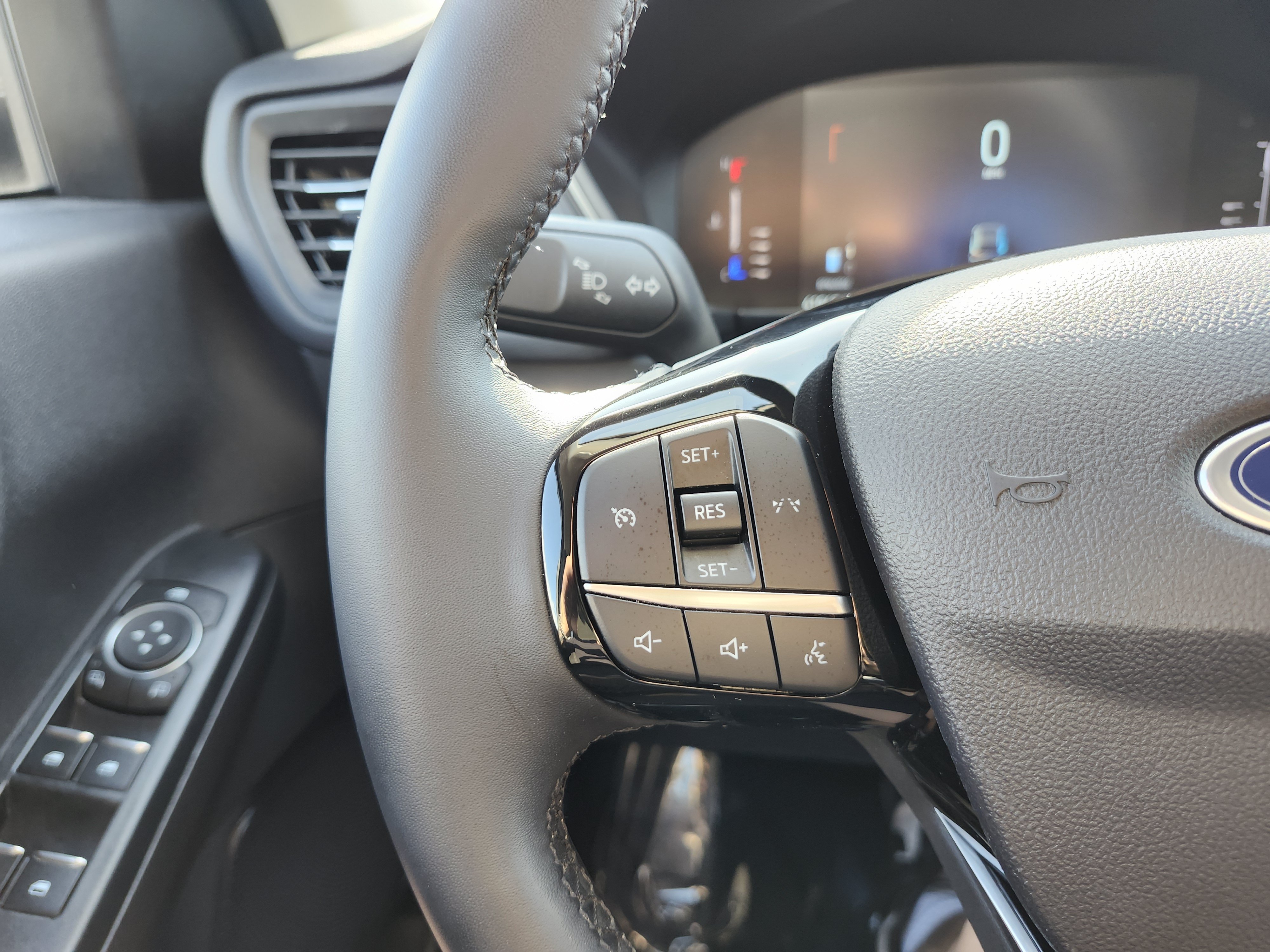 Used 2024 Ford Escape Active AWD/4WD image 35