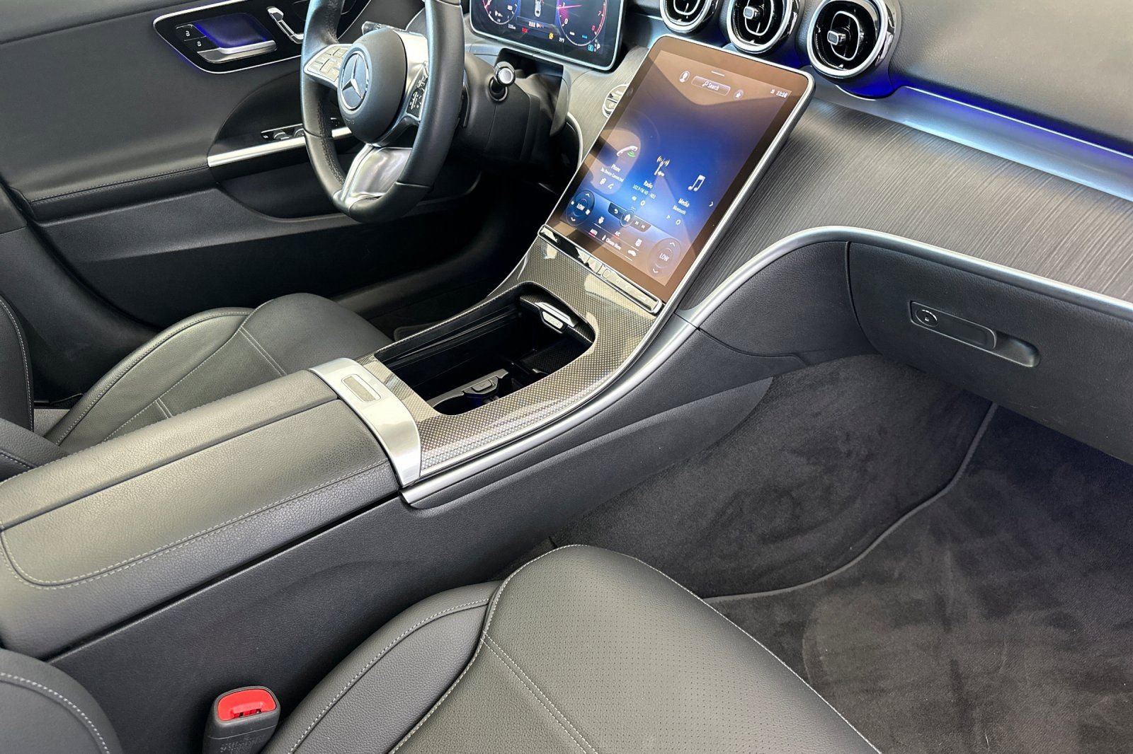 Used 2023 Mercedes-Benz C 300 Sedan image 15