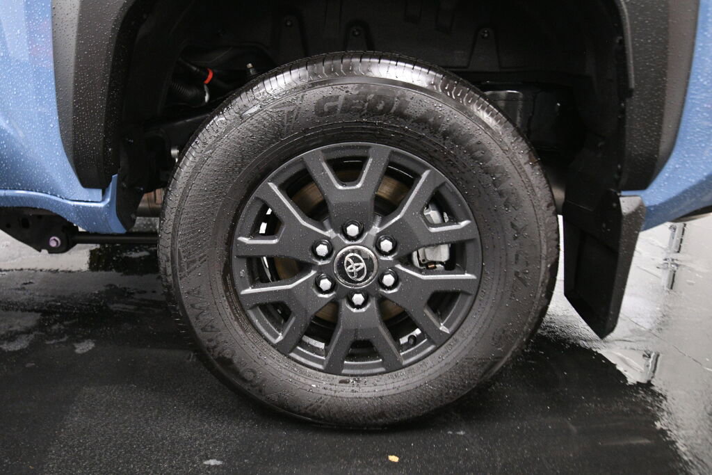 Used 2025 Toyota 4Runner SR5 image 30