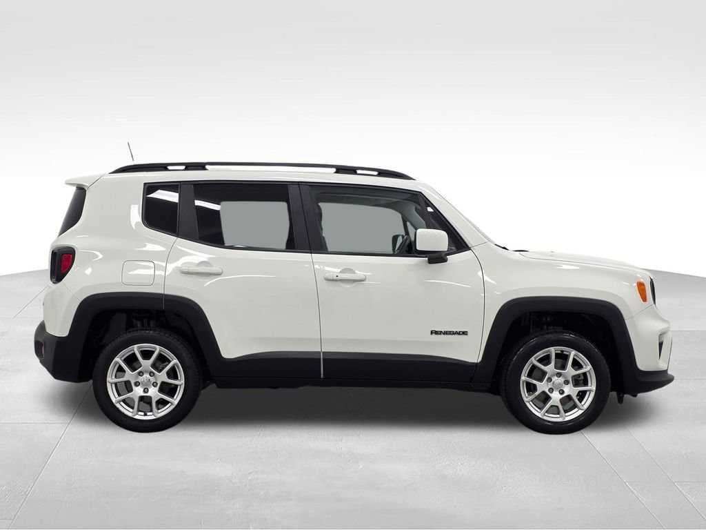Used 2020 Jeep Renegade Latitude w/ Cold Weather Group AWD/4WD image 8