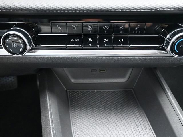 Used 2026 Chevrolet Equinox LT AWD/4WD image 21