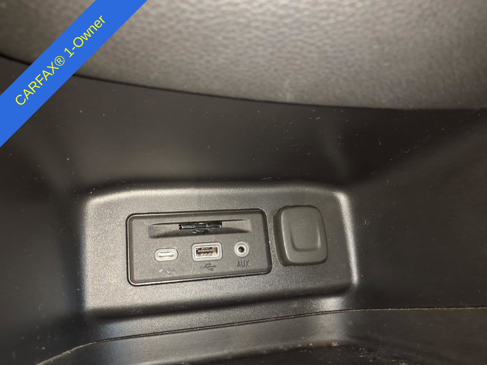 Used 2022 Chevrolet Equinox RS w/ RS Leather Package AWD/4WD image 29