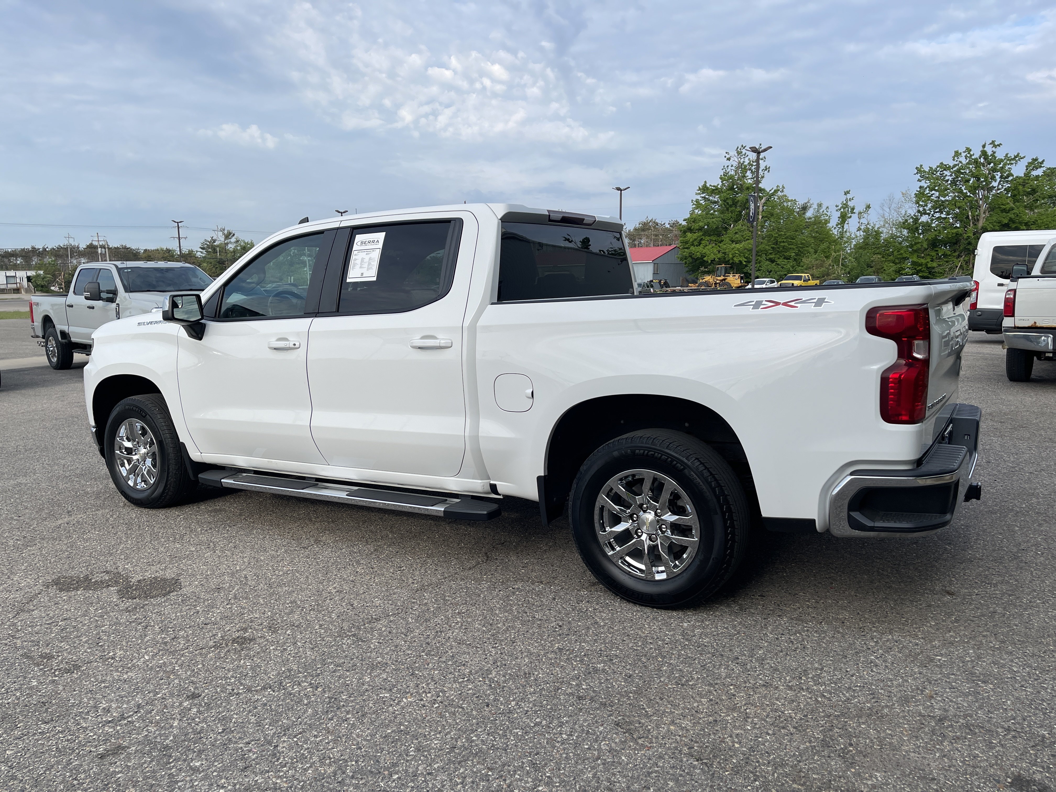 Used 2020 Chevrolet Silverado 1500 LT w/ True North Edition AWD/4WD image 6