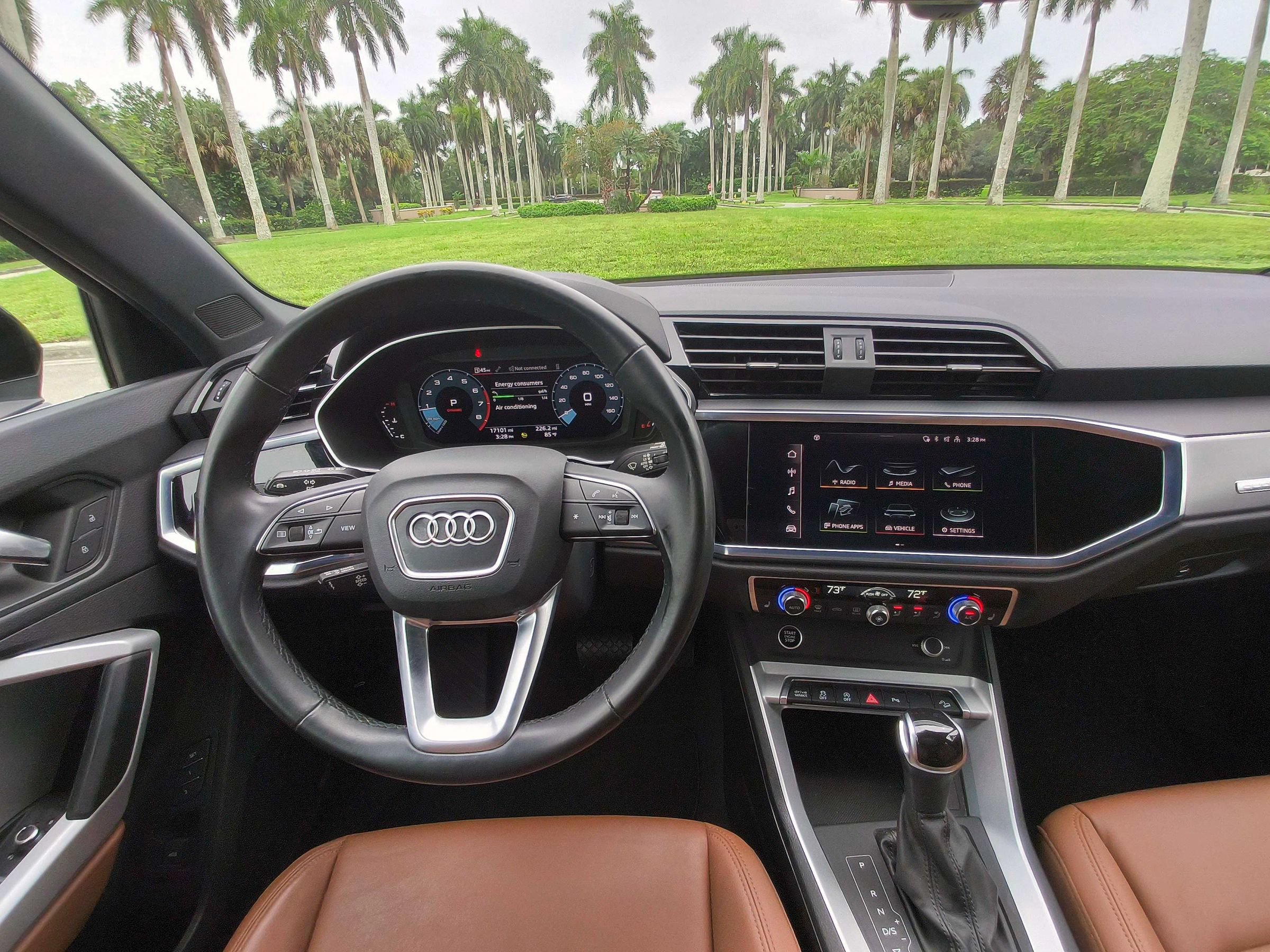 Used 2022 Audi Q3 2.0T Premium AWD/4WD image 25