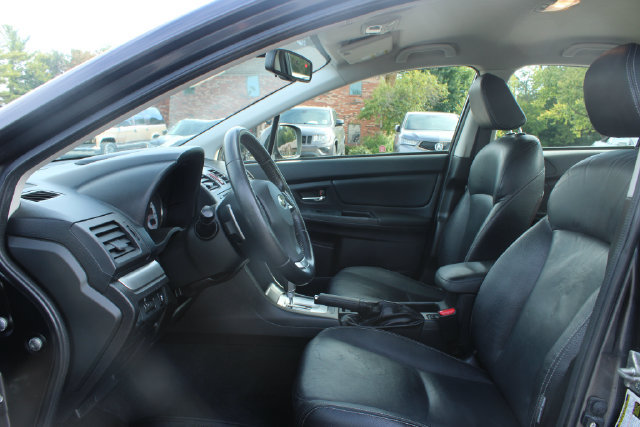 Used 2012 Subaru Impreza 2.0i Limited AWD/4WD image 12