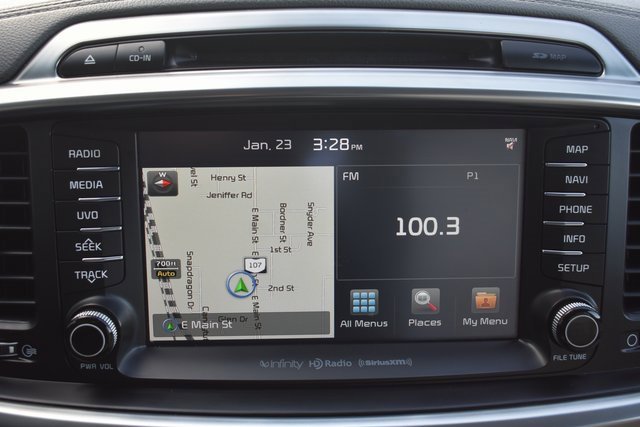 Used 2018 Kia Sorento SX image 24