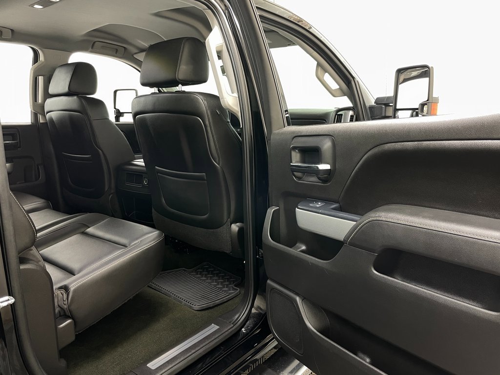 Certified 2015 Chevrolet Silverado 2500 LTZ w/ Duramax Plus Package image 41