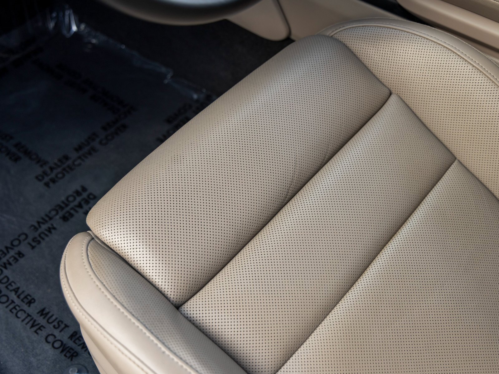 Certified 2024 Porsche Taycan 4 Cross Turismo image 26