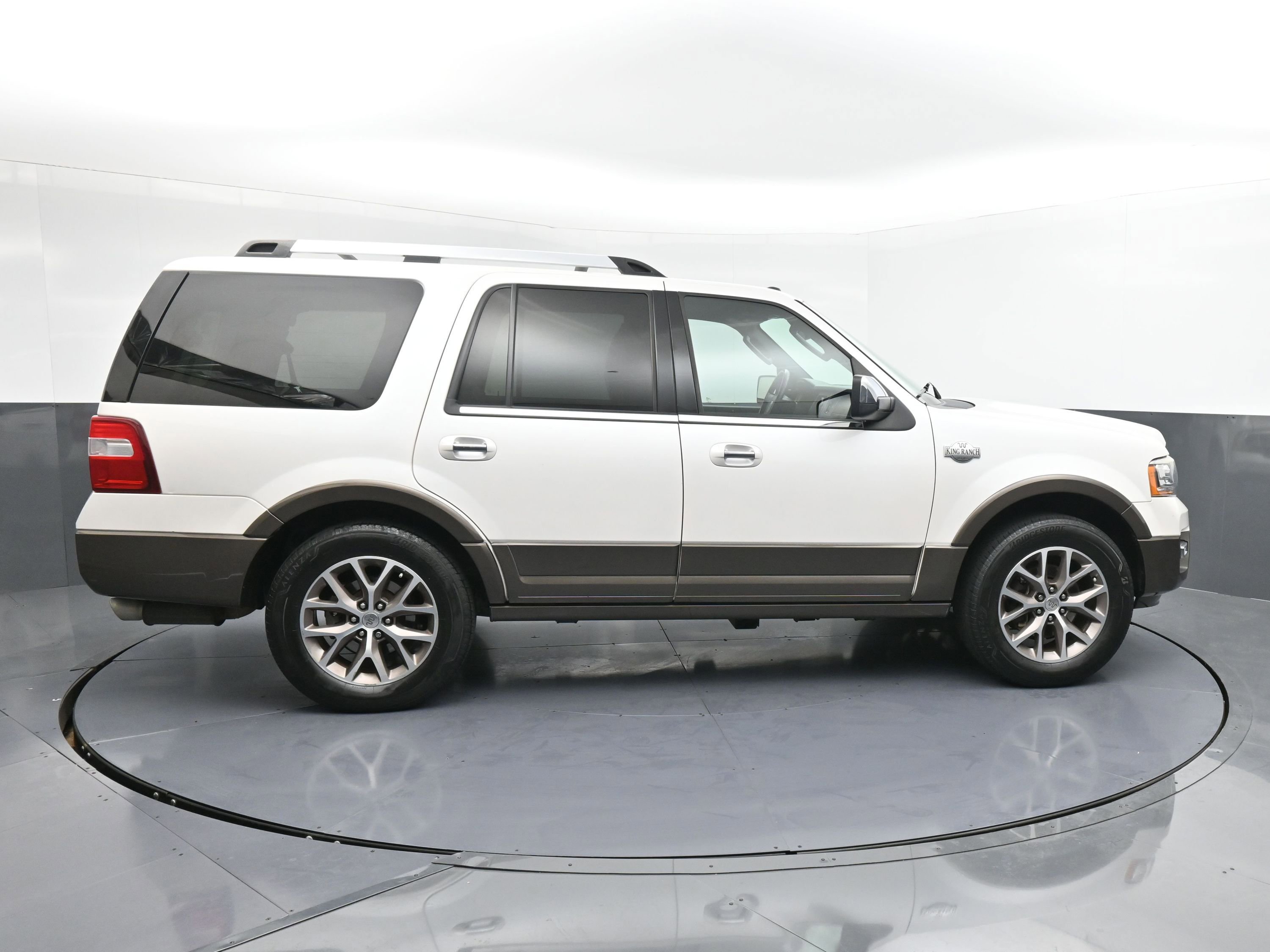 Used 2016 Ford Expedition King Ranch image 9