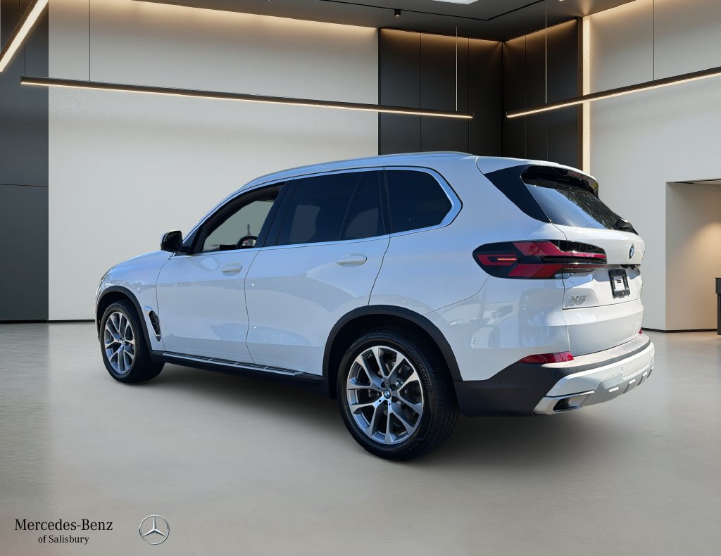 Used 2026 BMW X5 xDrive40i AWD/4WD image 6