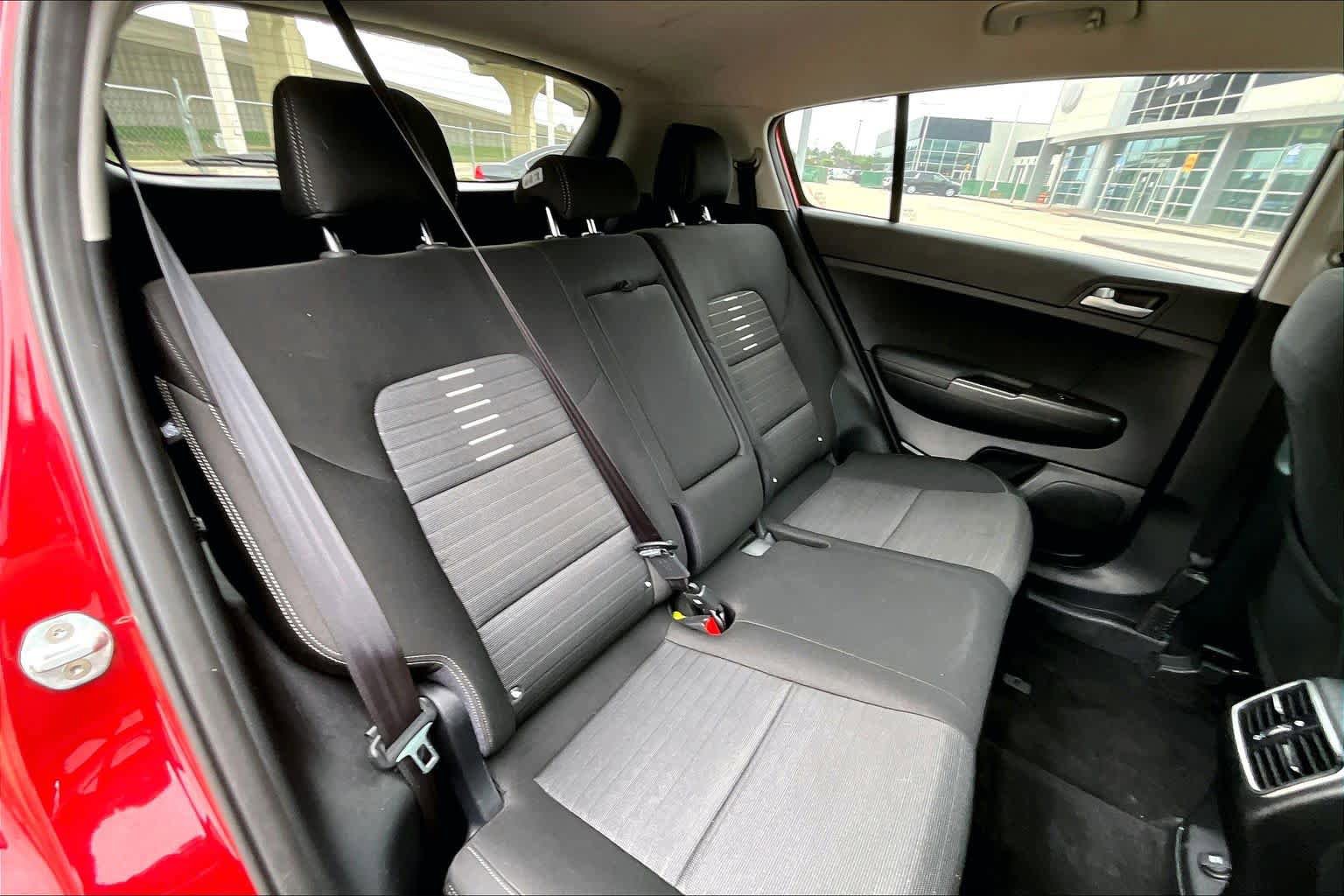 Used 2018 Kia Sportage LX w/ LX Popular Package FWD image 19