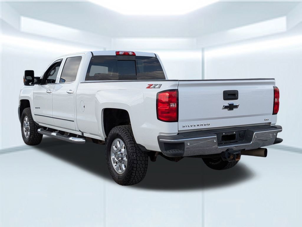Used 2018 Chevrolet Silverado 3500 LTZ w/ Duramax Plus Package image 4