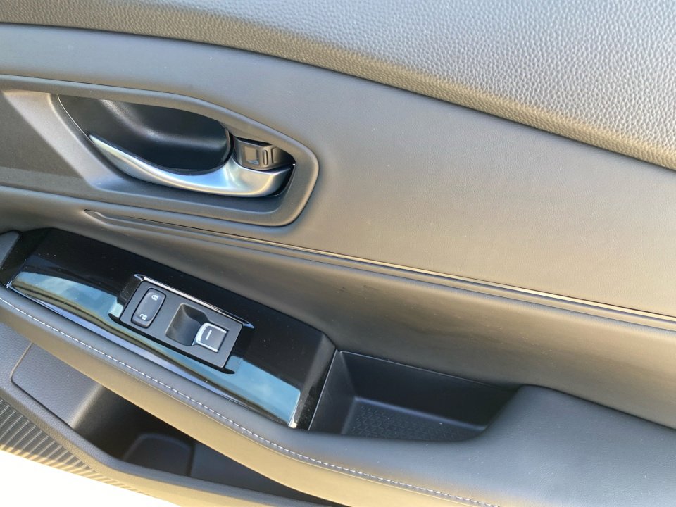 Certified 2023 Honda Accord Touring image 35