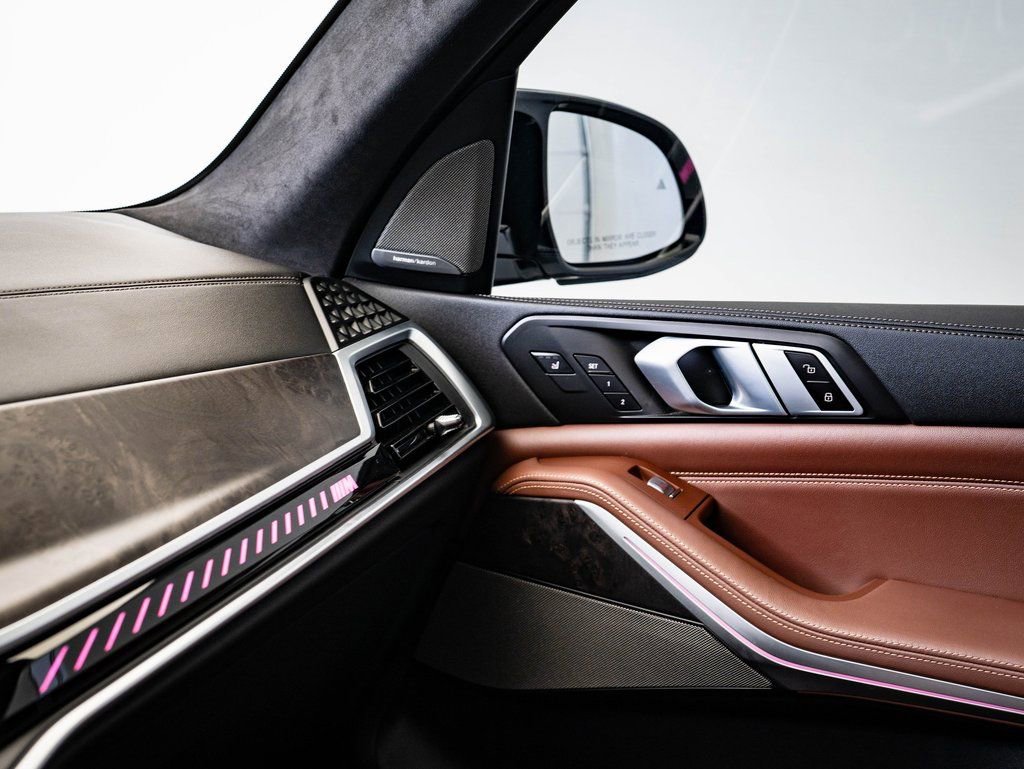 Used 2023 BMW X7 M60i w/ Executive Package AWD/4WD image 35