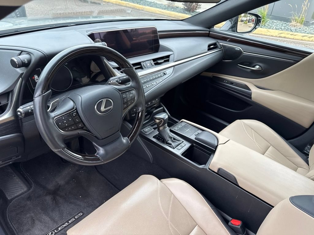 Used 2019 Lexus ES 300h FWD image 19