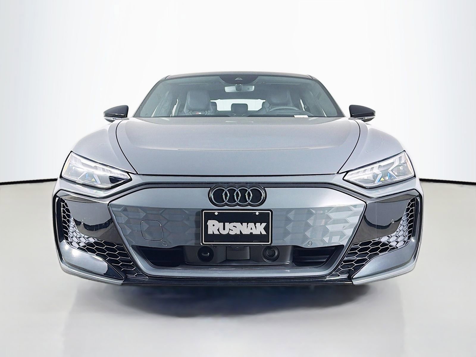 New 2026 Audi RS e-tron GT performance AWD/4WD image 2