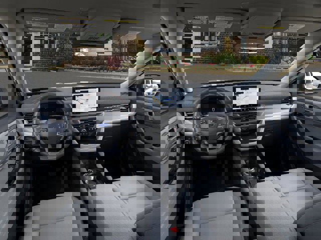 New 2026 Ford Explorer Active w/ Active Comfort Package image 32