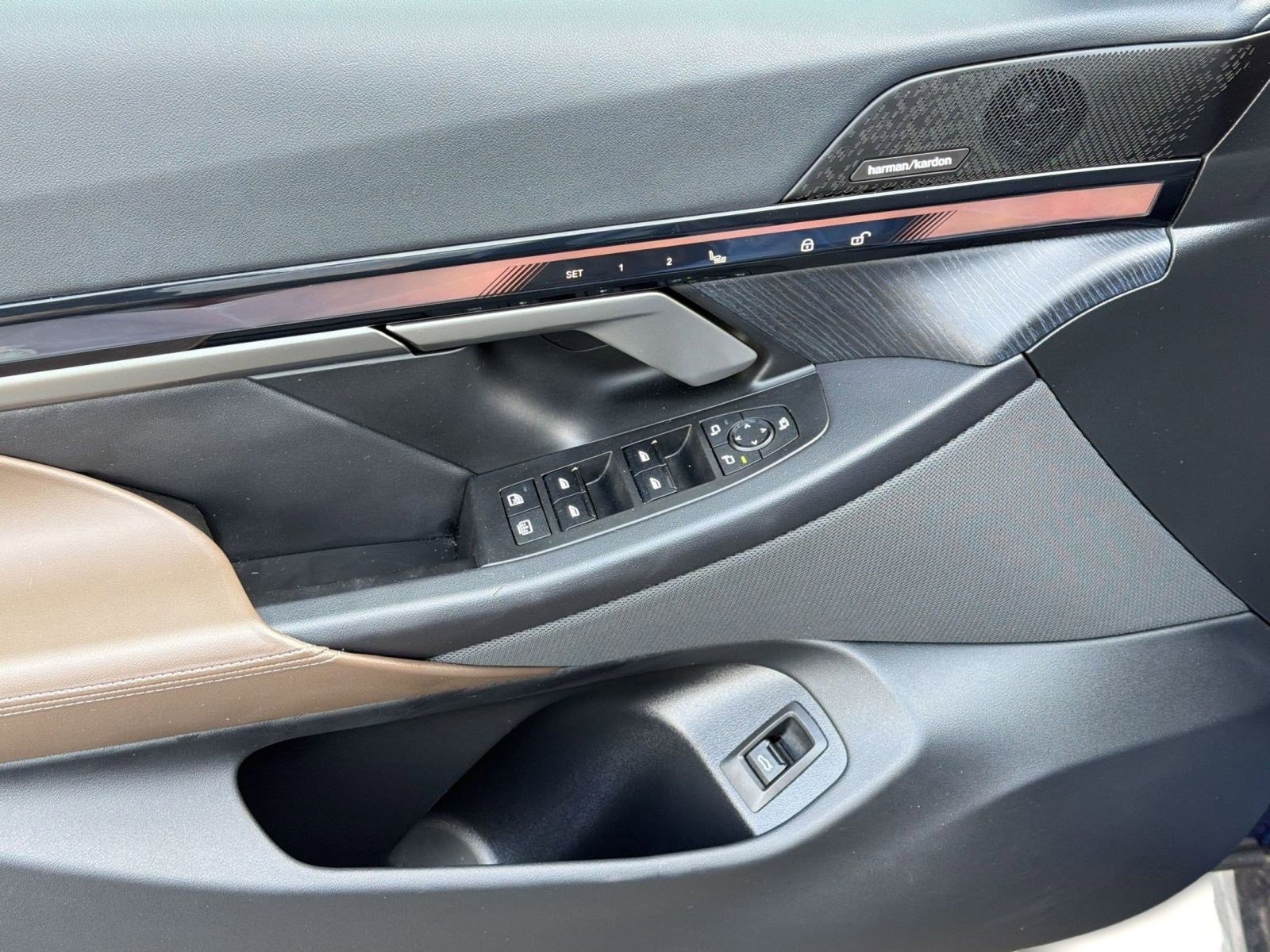 Certified 2025 BMW 540i xDrive AWD/4WD image 13