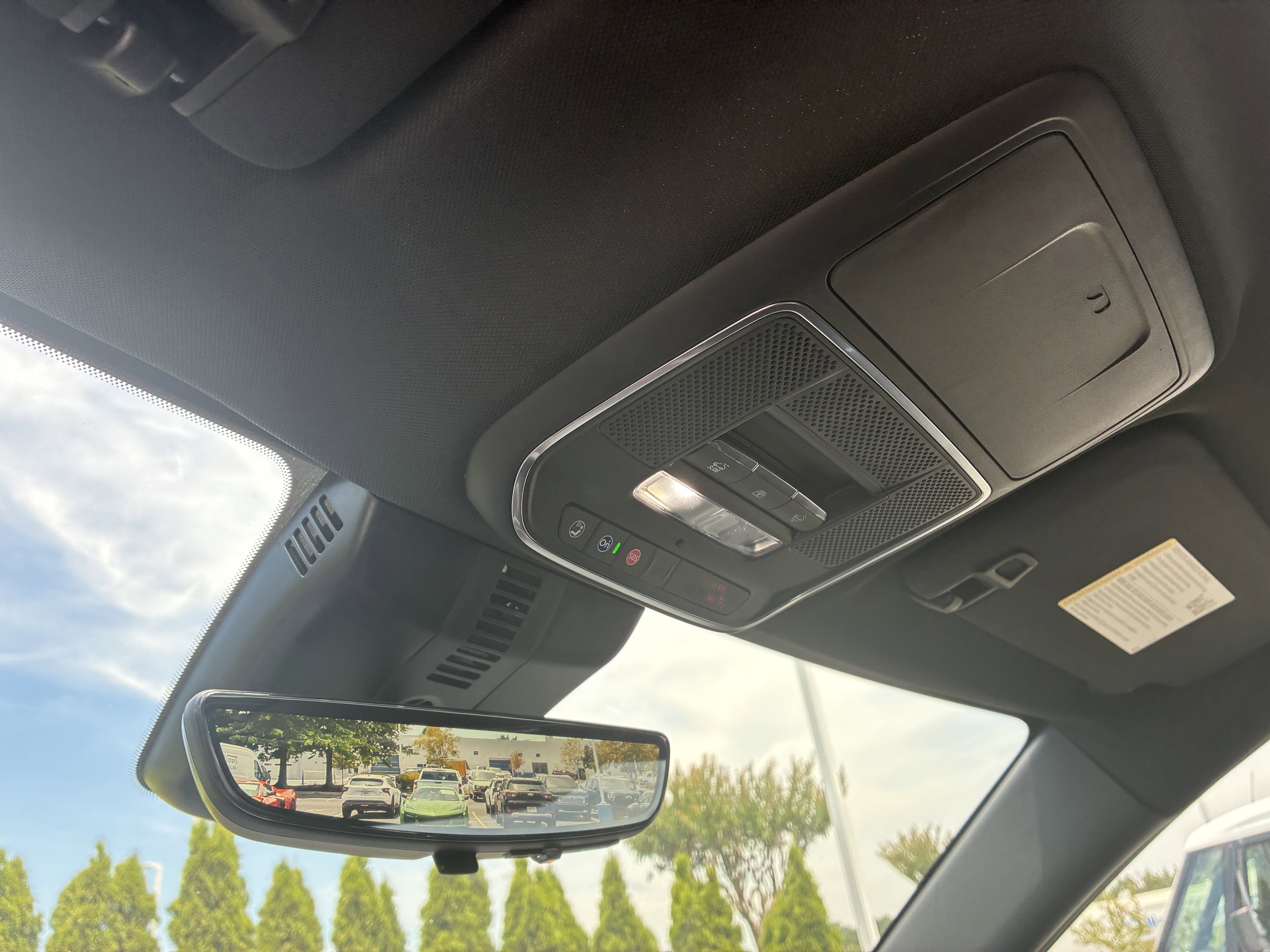 New 2026 Chevrolet Traverse RS w/ LPO, Floor Liner Package AWD/4WD image 40