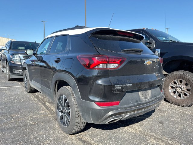 Used 2023 Chevrolet TrailBlazer ACTIV w/ Convenience Package AWD/4WD image 3