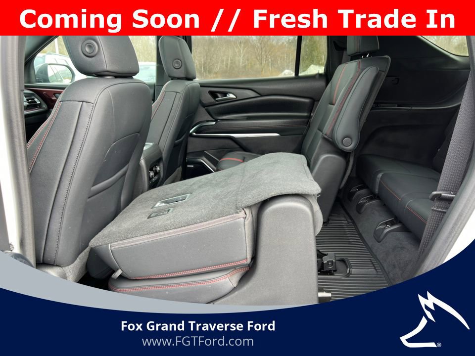 Used 2024 Chevrolet Traverse RS image 5
