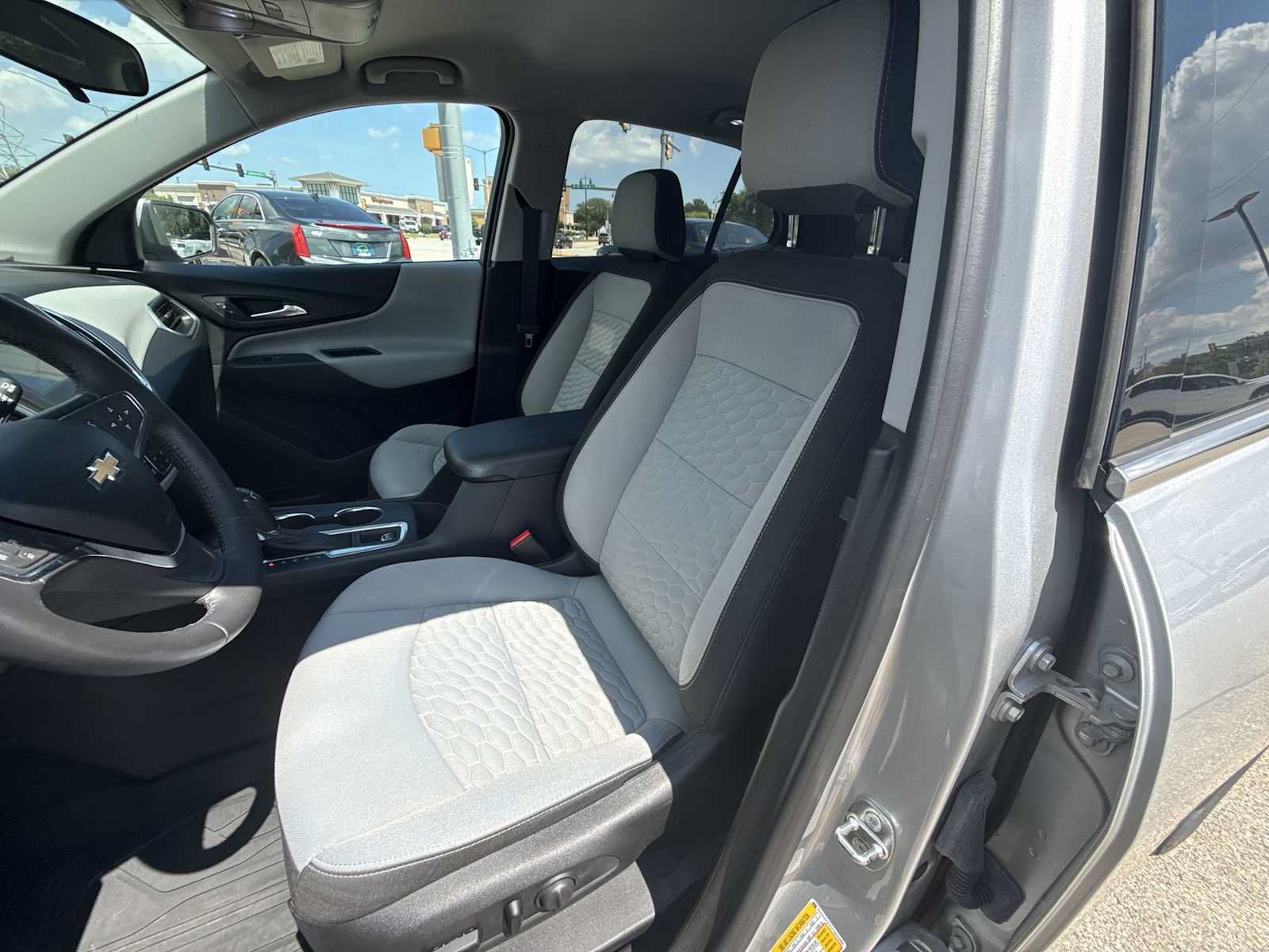 Certified 2019 Chevrolet Equinox LT FWD image 18