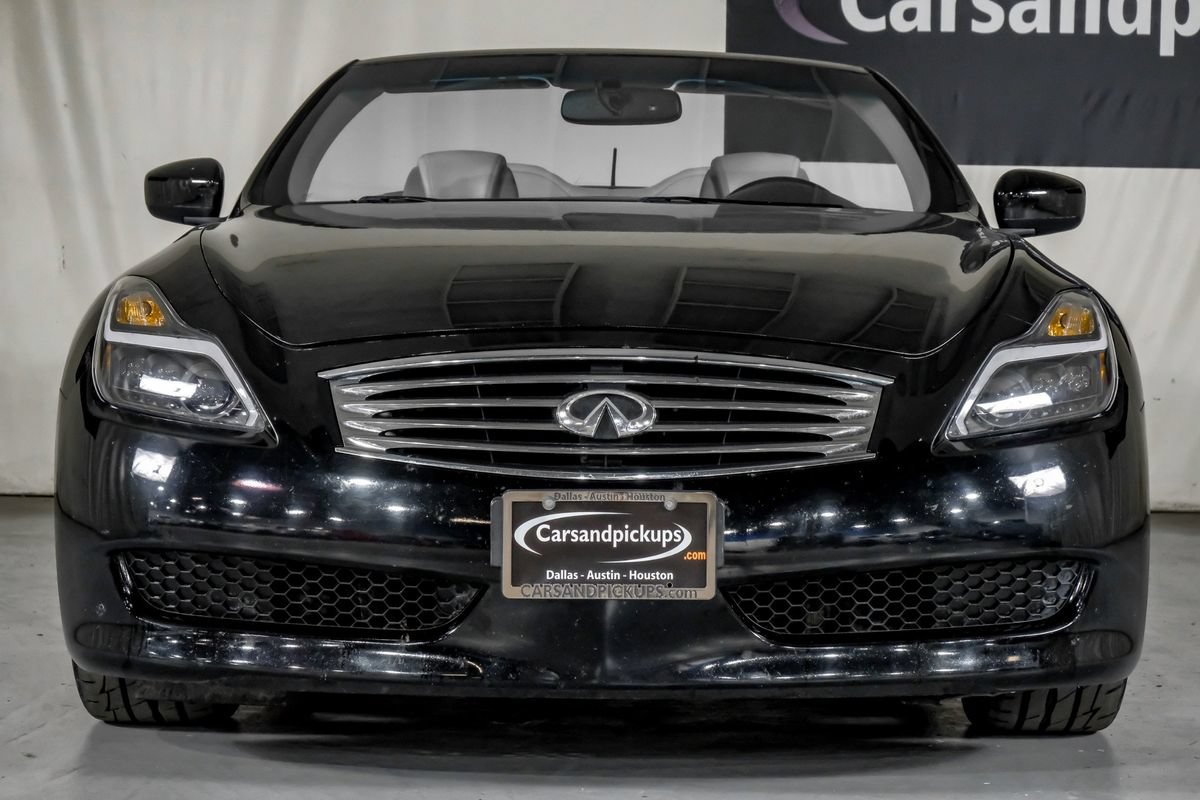 Used 2010 INFINITI G37 Convertible w/ Premium Pkg RWD image 3