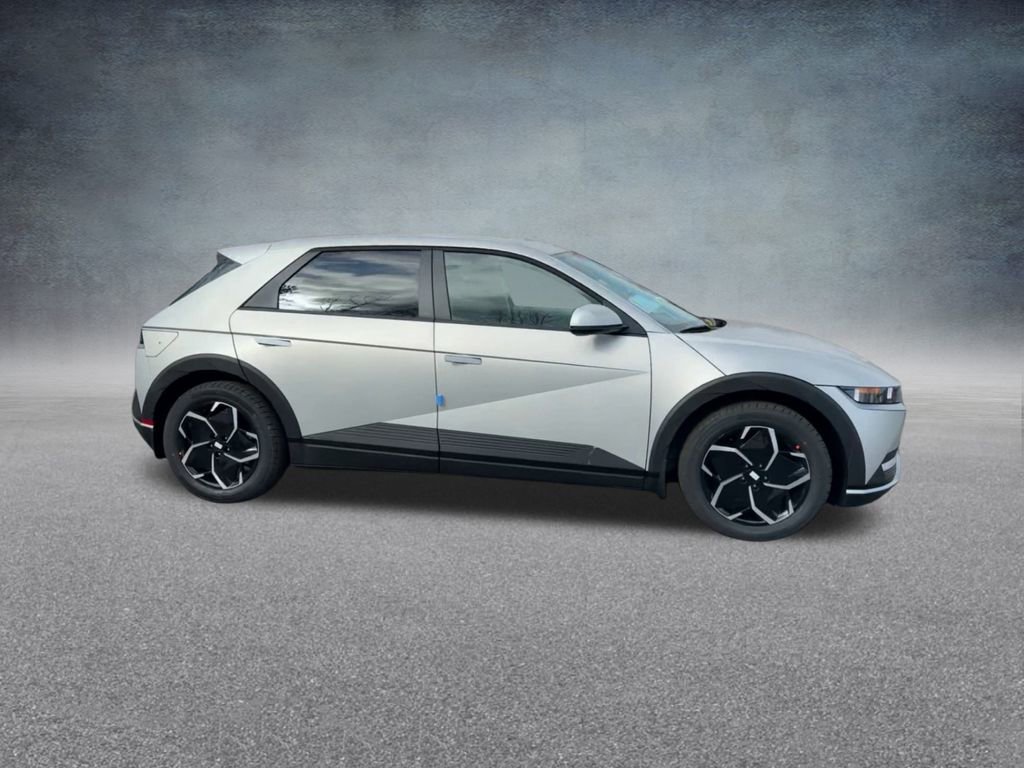 New 2024 Hyundai Ioniq 5 SEL image 25