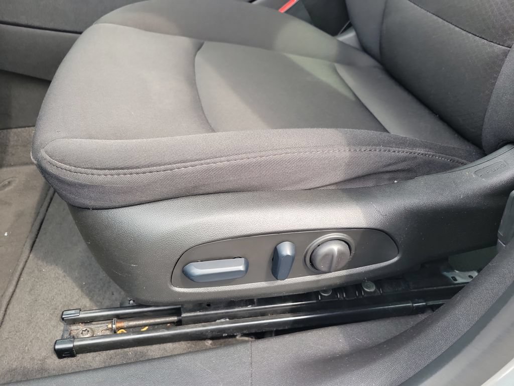 Used 2024 Chevrolet Malibu LT FWD image 18
