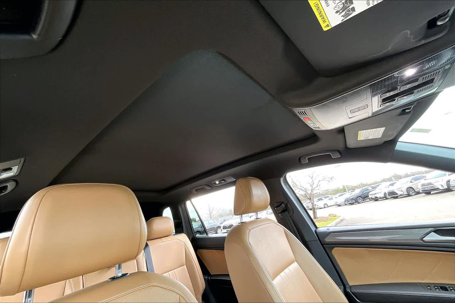 Used 2022 Volkswagen Tiguan SE image 13