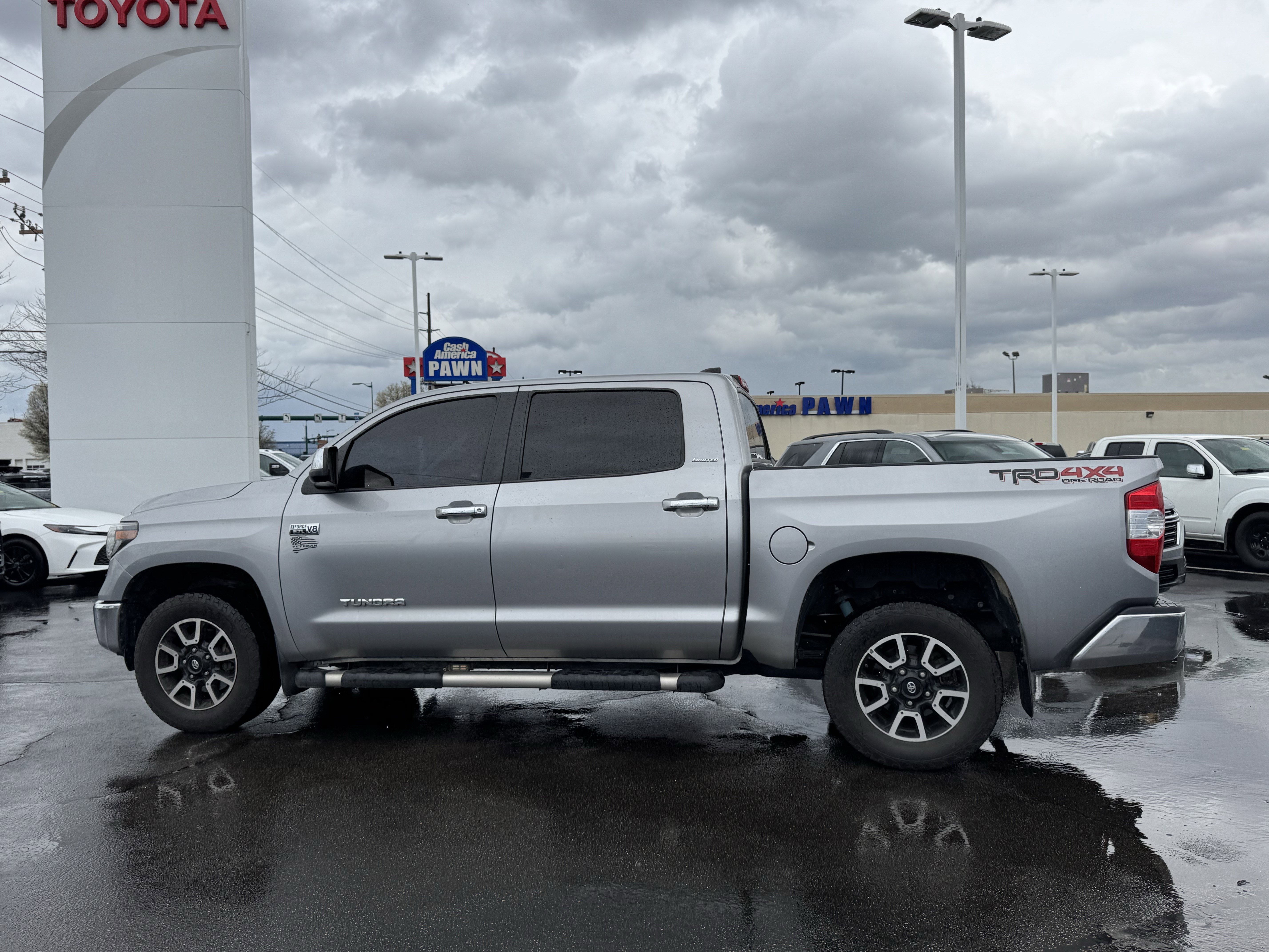 Used 2021 Toyota Tundra Limited w/ TRD Off-Road Package image 13