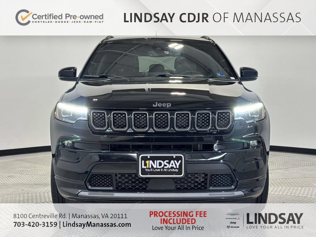 Used 2023 Jeep Compass High Altitude AWD/4WD image 3