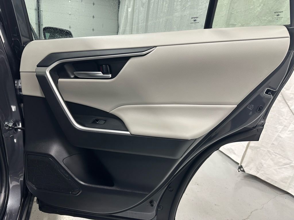 Used 2025 Toyota RAV4 XLE w/ Convenience Package image 49