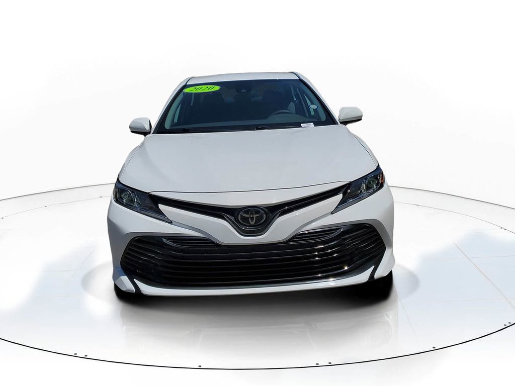 Used 2020 Toyota Camry LE FWD image 2
